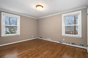 empty room of home for sale in university city