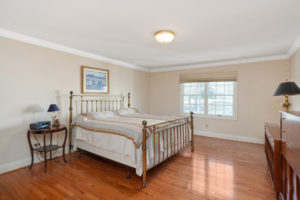 bedroom of house listing for sale in wentzville mo